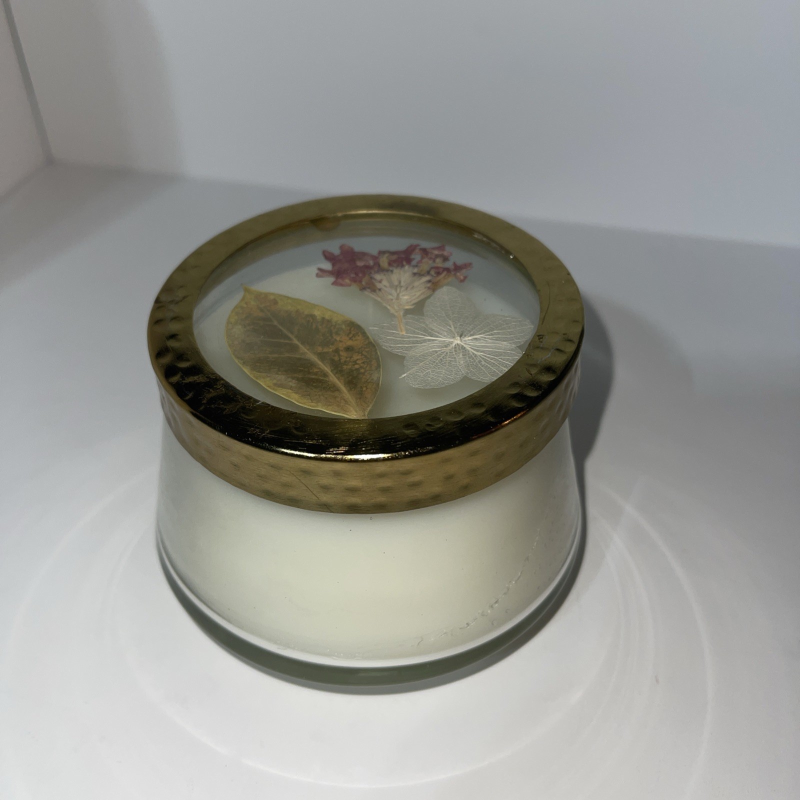 Anthropologie Rosy Rings Scented Floral Press Candle NEW