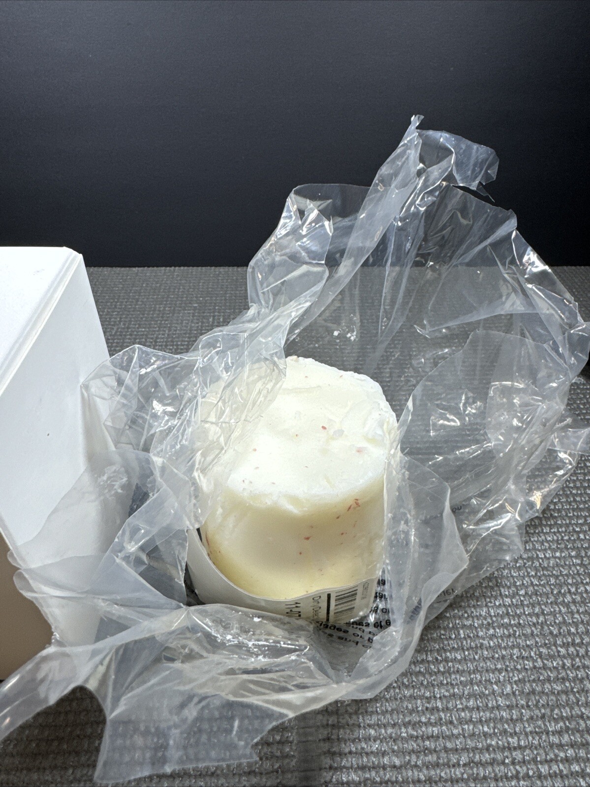 Nette Gallica Rose Scented Candle Handmade 12 Oz *Damage*