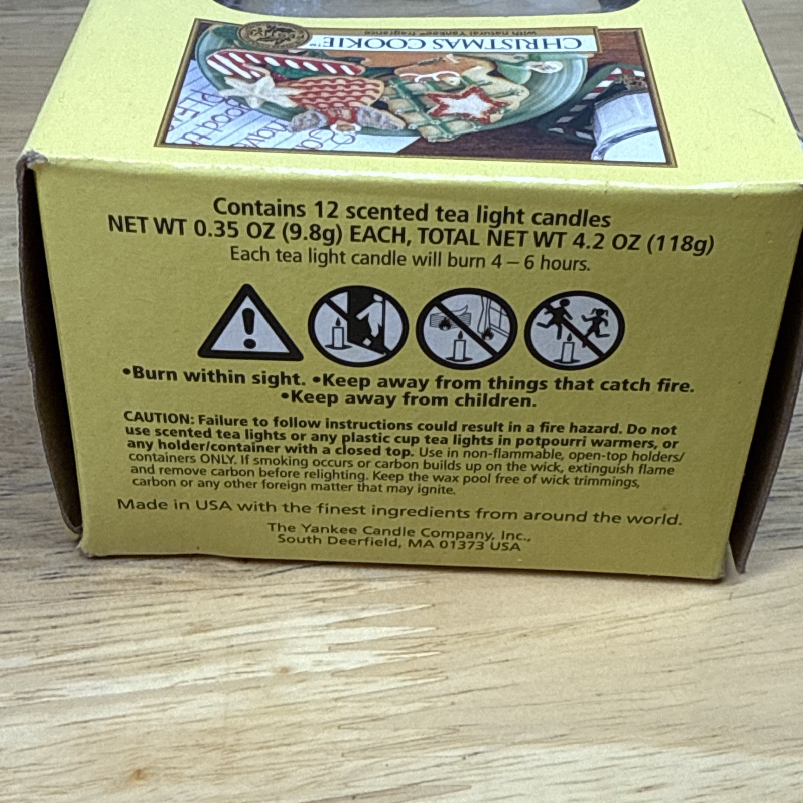 RetiredYankee Candle Christmas Cookie Scent Box of 10 Scented Tea Light Candles