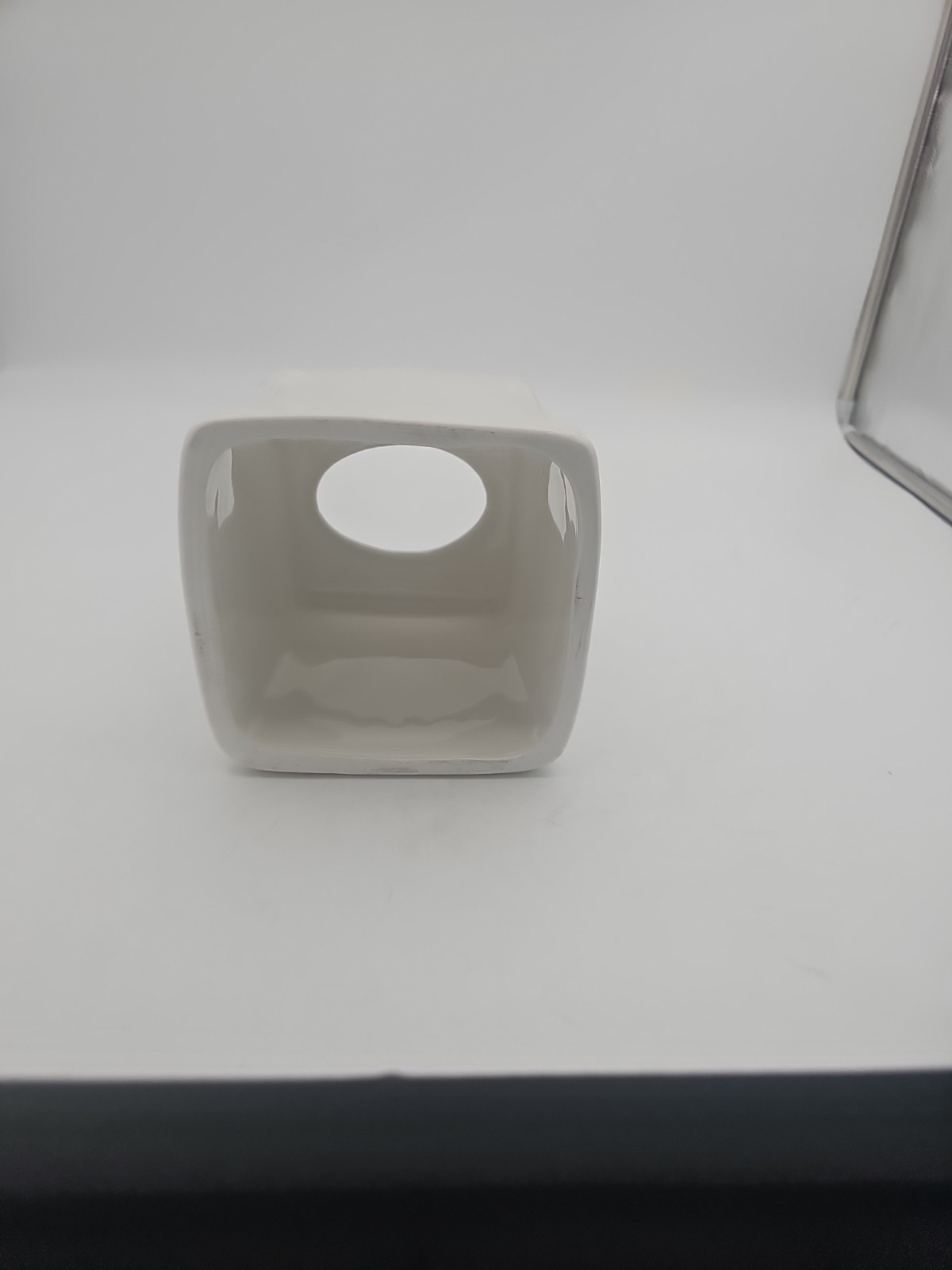 The Rosie Tissue Vessel Ceramic Tissue Holder