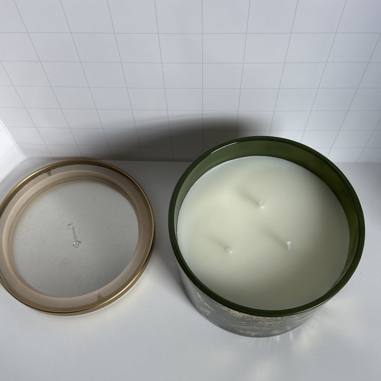 Threshold Forest Fir 3-Wick Soy Wax Blend Candle 15 oz New Green Glass Jar