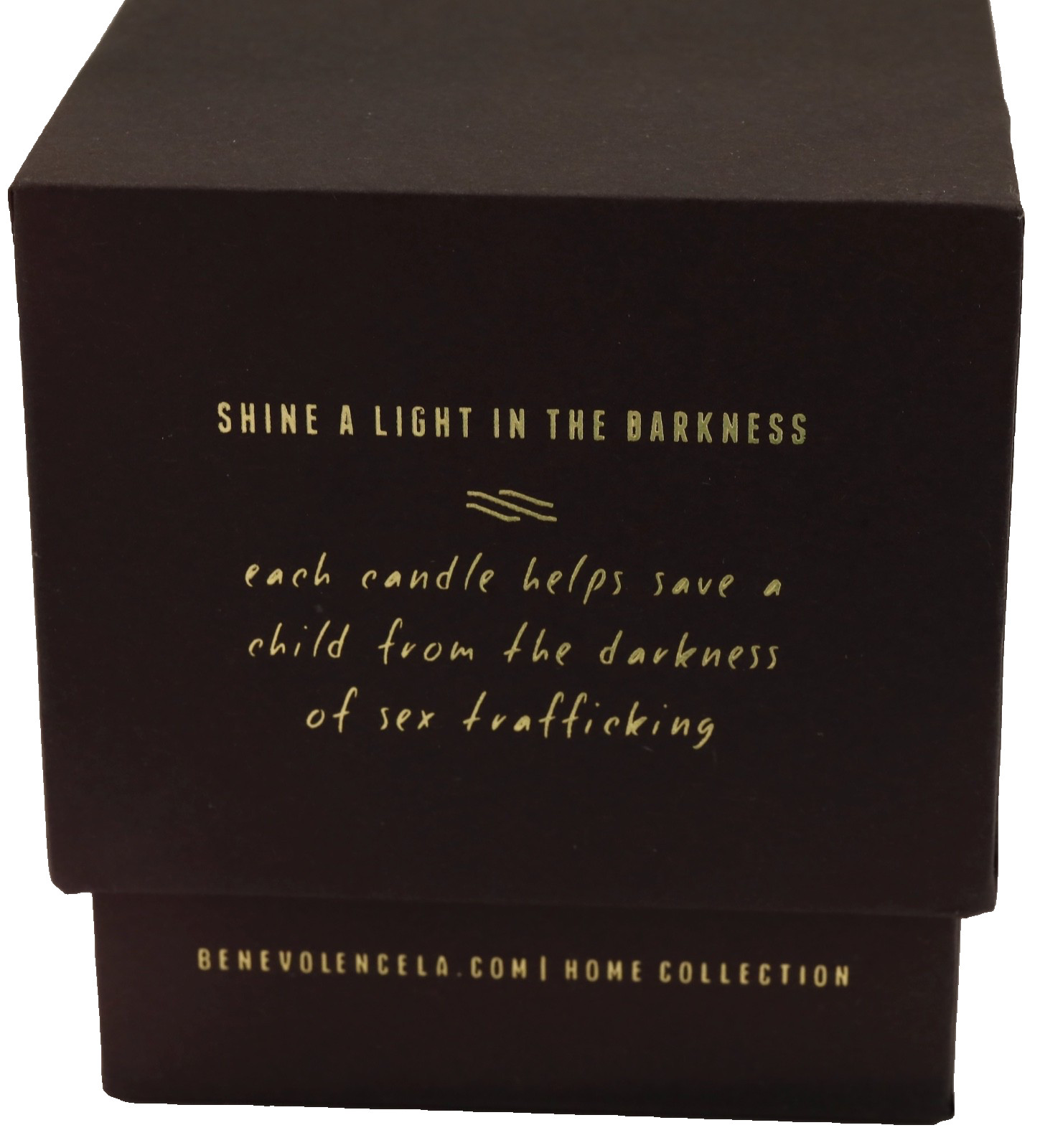 Benevolence Los Angeles Rose & Sandalwood Soy Candle 220g NIB Matte Black