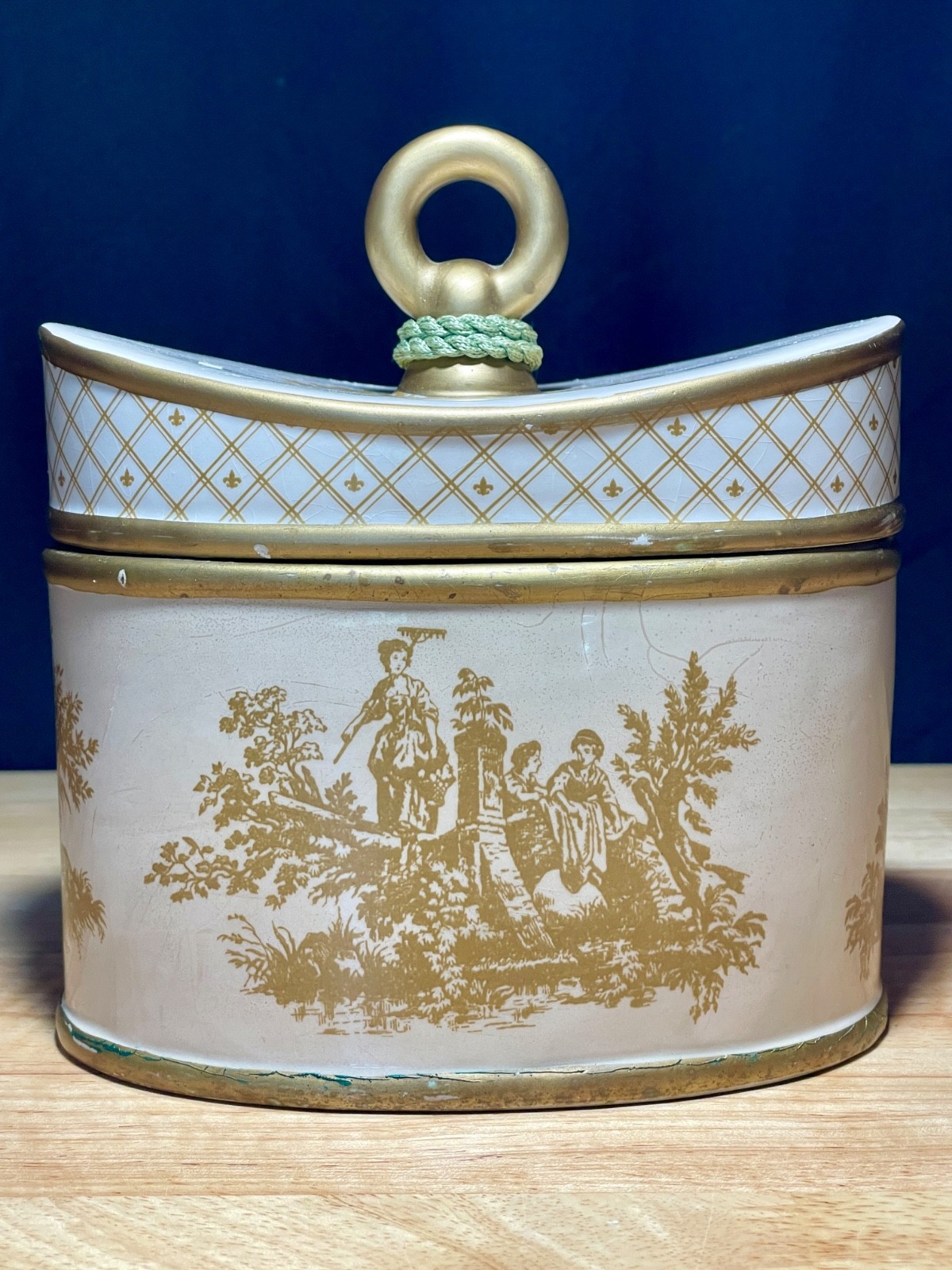 Seda France Malaysian Bamboo Porcelain Candle Holder w/ Lid & Tassel 20oz