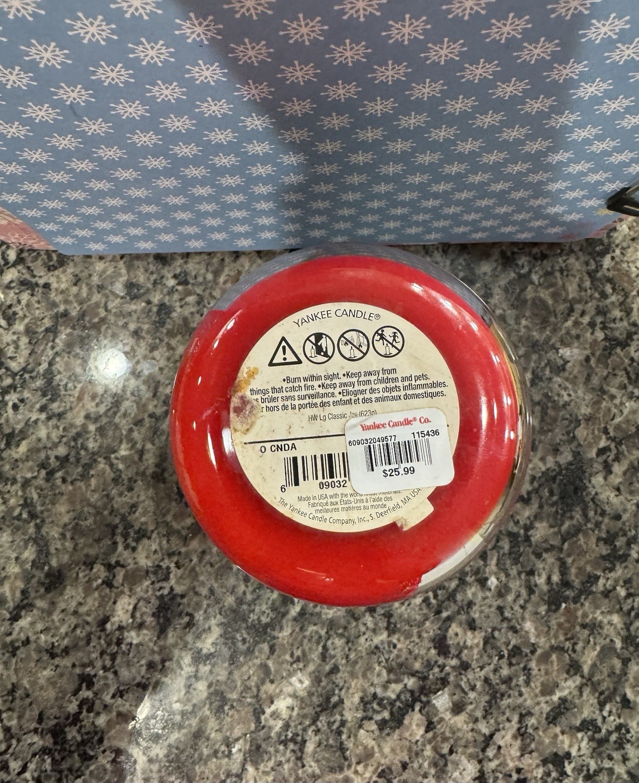 EXTREMELY RARE O CANADA! YANKEE CANDLE! COLLECTOR’S EDITION! ONLY 1 OTHER!