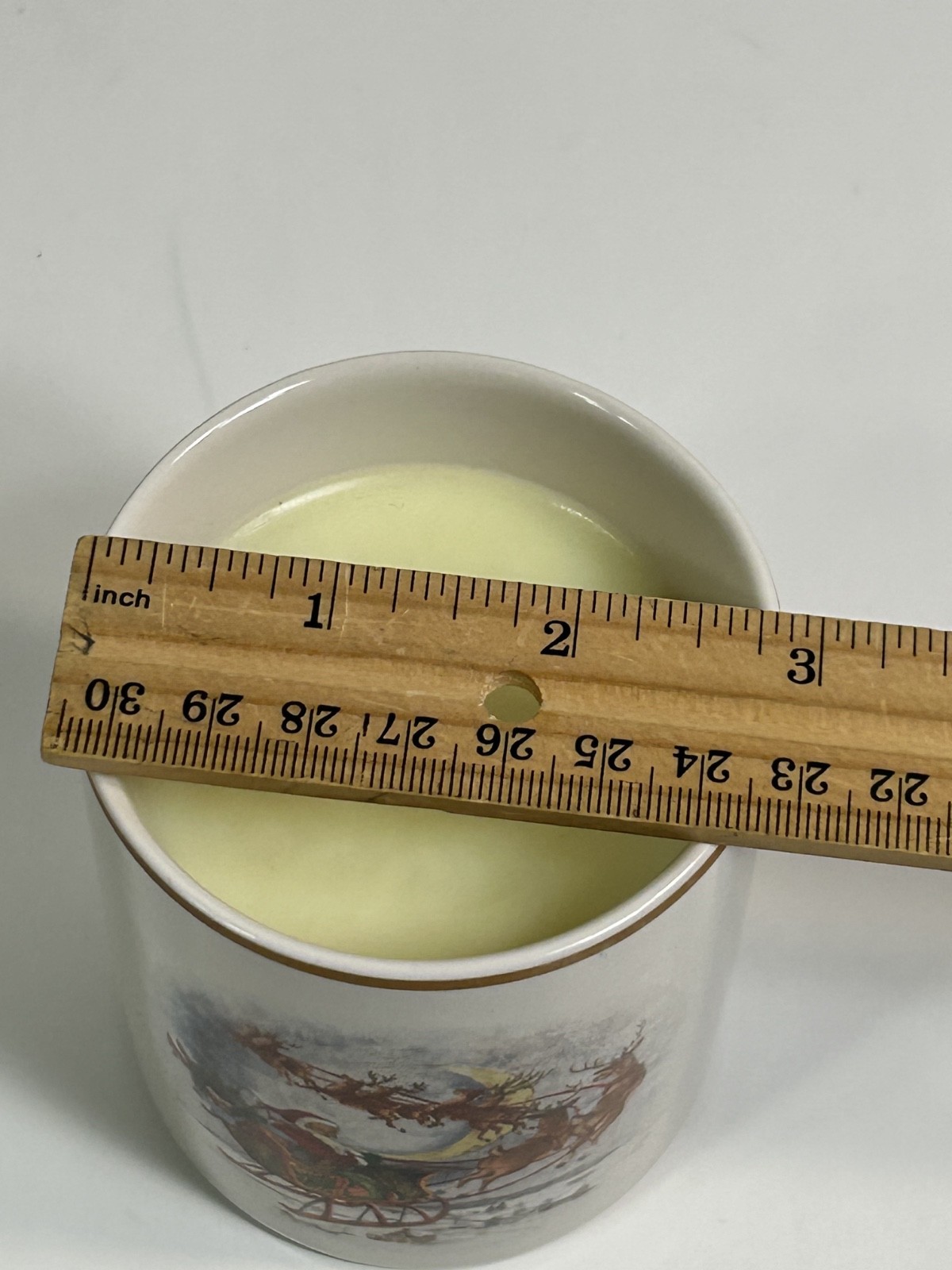 NEW VINTAGE Pottery Barn SNOW CURRANT 6.8 oz Scented Candle Original Box – B4
