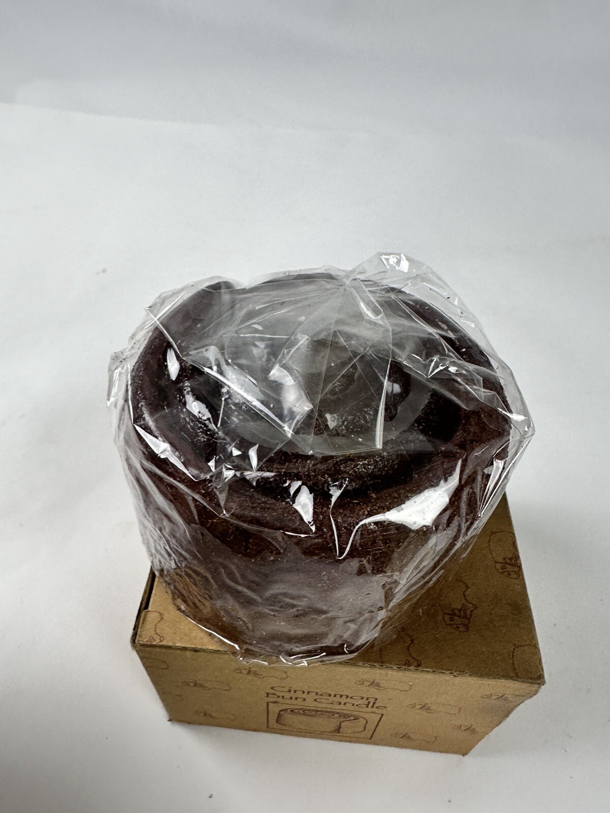 Ewe’s View Cinnamon Bun Candle, 2.5″ x 3.75″ circum, in box