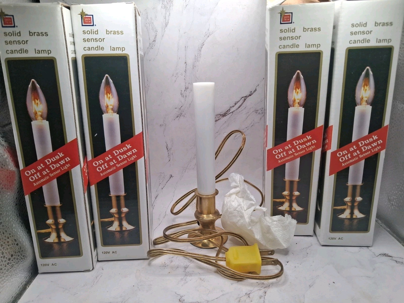 Lot of 4 Electric Window Candles with Sensor on/off light brass 7 Inches Tall