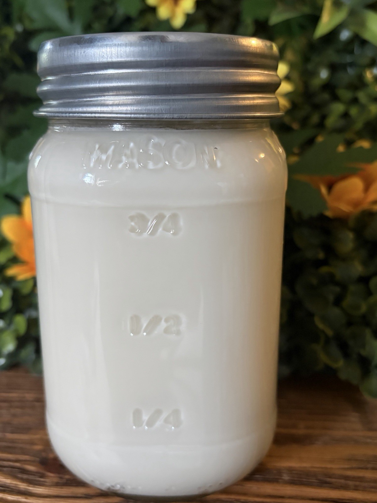 Antique Candle Co. Mixed Berry Crumble 16 oz Soy Wax Farmhouse Mason Jar Candle