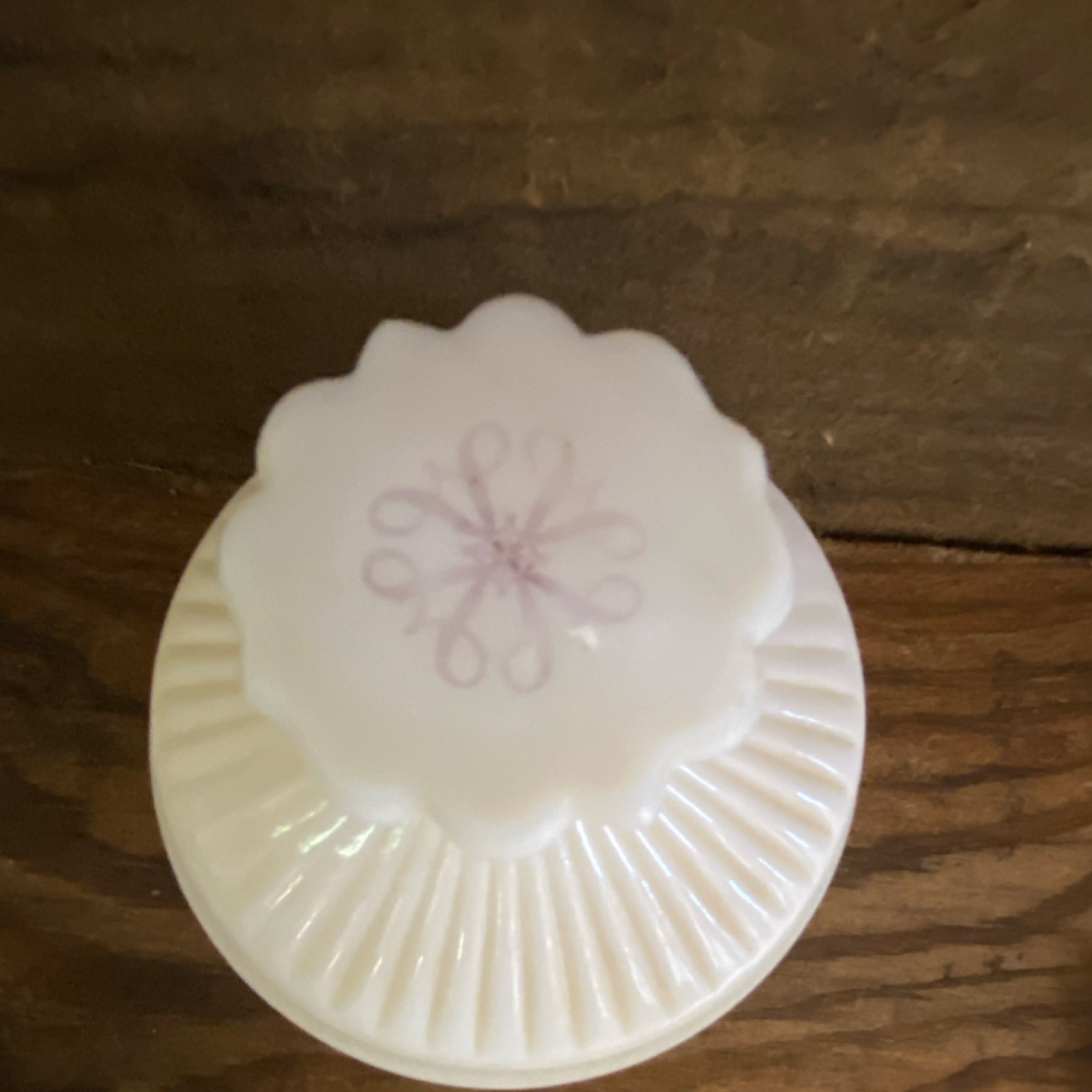 Decorative Vintage White Glass Round Container Candle for Living Room or Bedroom