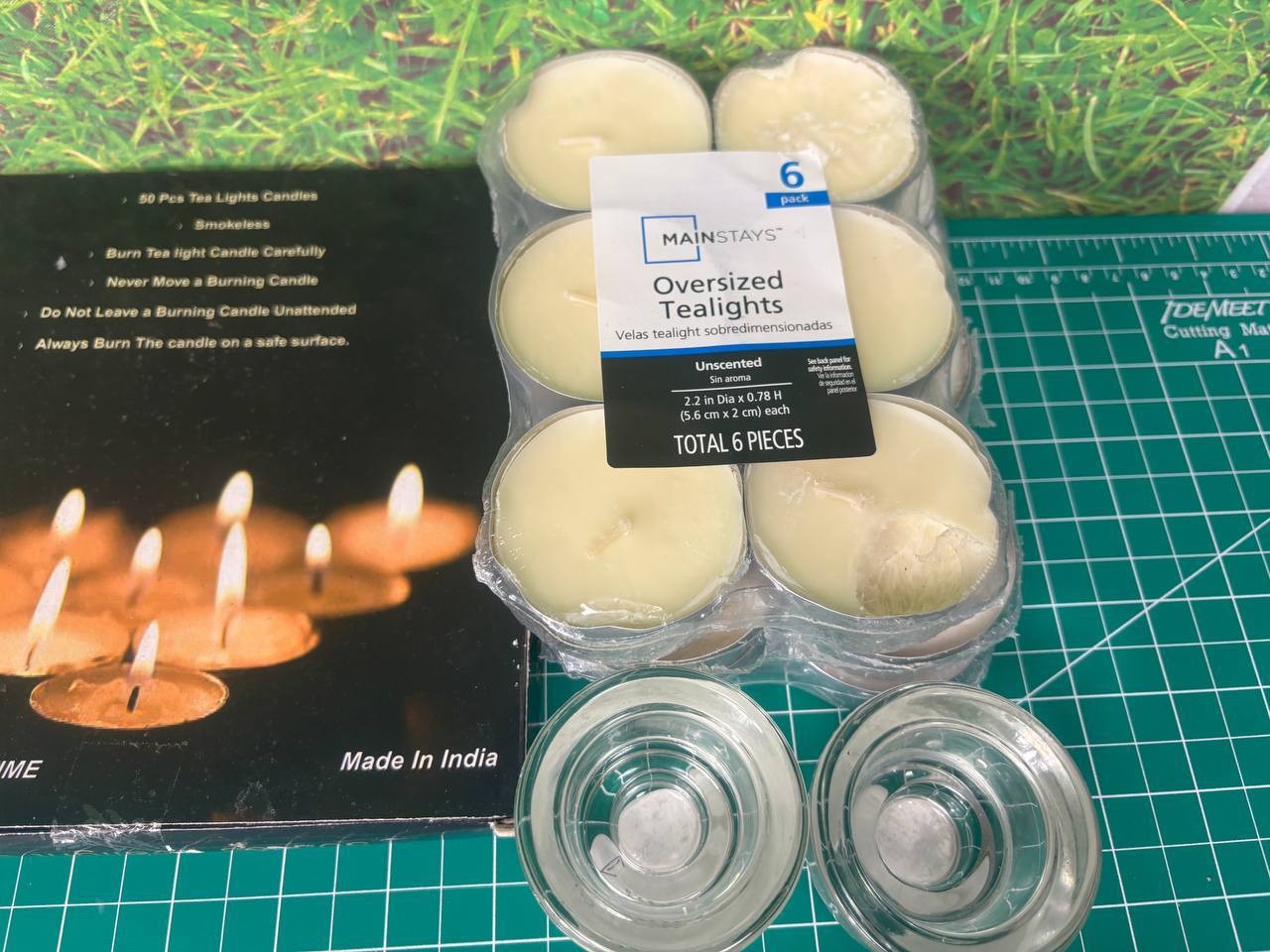 MAINSTAYS WHITE TEALIGHT CANDLES BULK LOT 160+ UNSCENTED + 4 GLASS HOLDERS