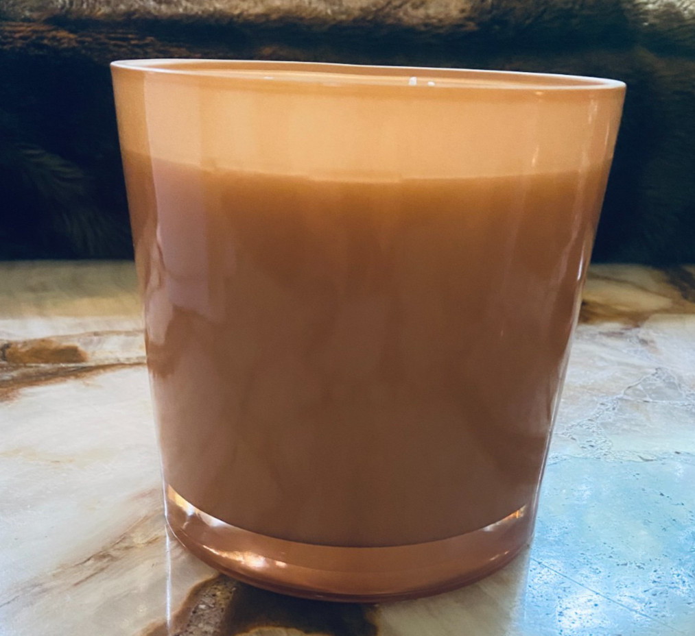 APOTHEKE~Cedarwood Ginger~Scented Candle~120-140 Hours~3 Wicks~26oz/761g~NEW