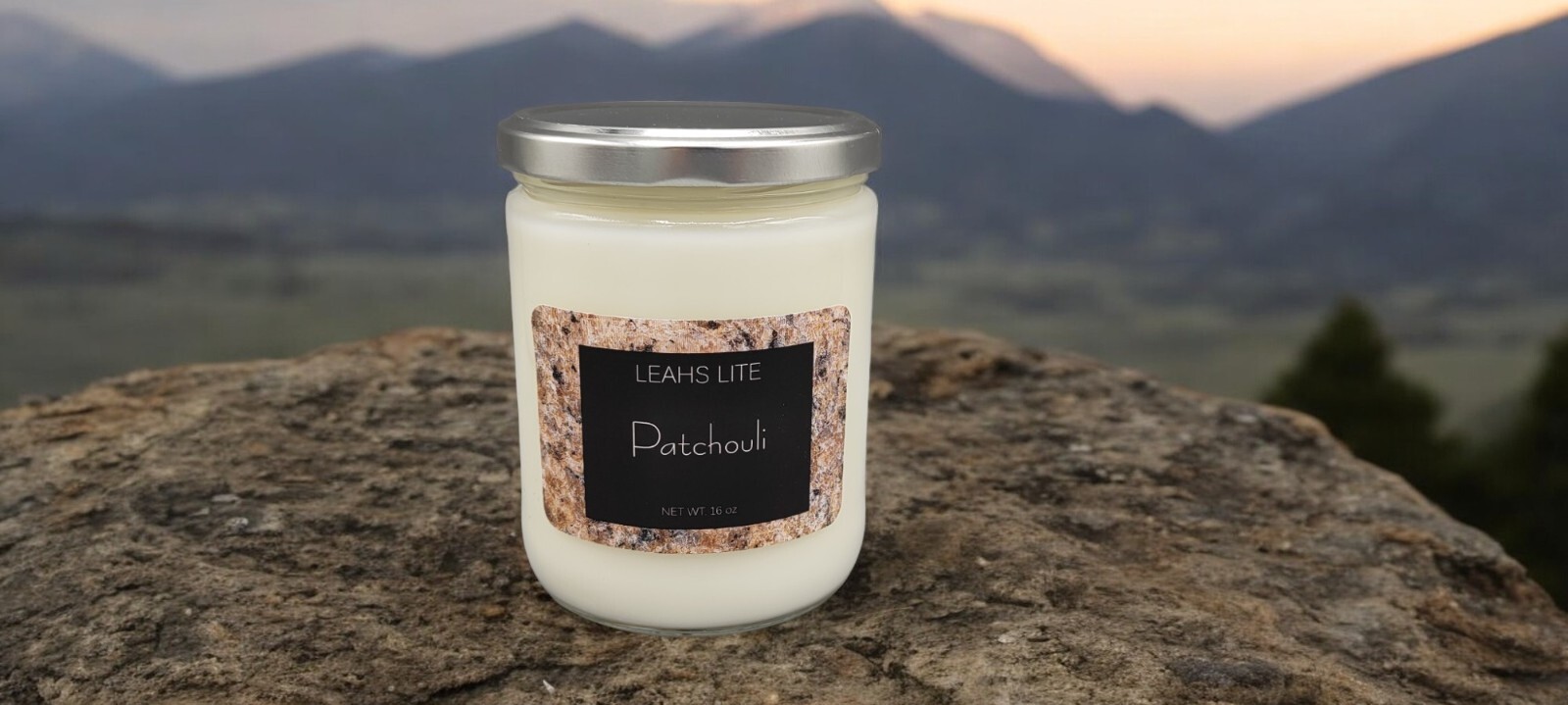 WOOD WICK * PATCHOULI SCENTED CANDLE * Leah’s Lite Candle * 16 OZ