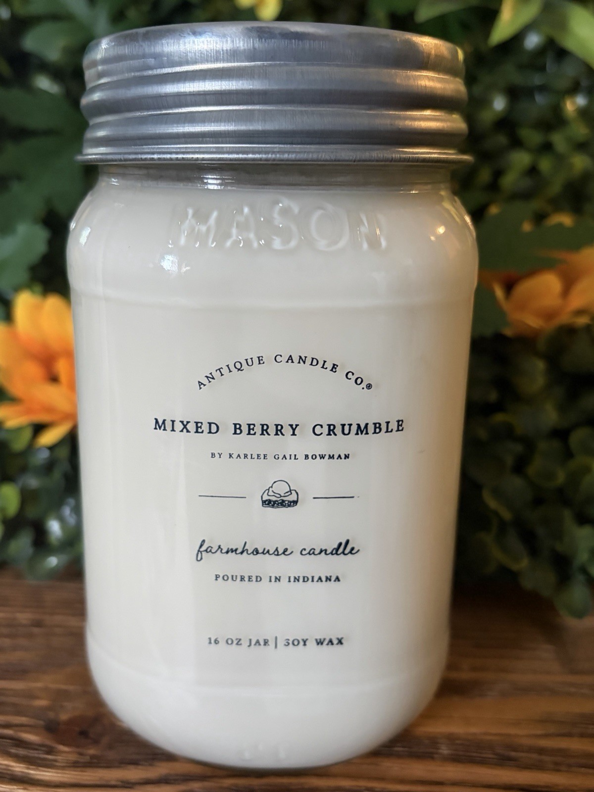 Antique Candle Co. Mixed Berry Crumble 16 oz Soy Wax Farmhouse Mason Jar Candle