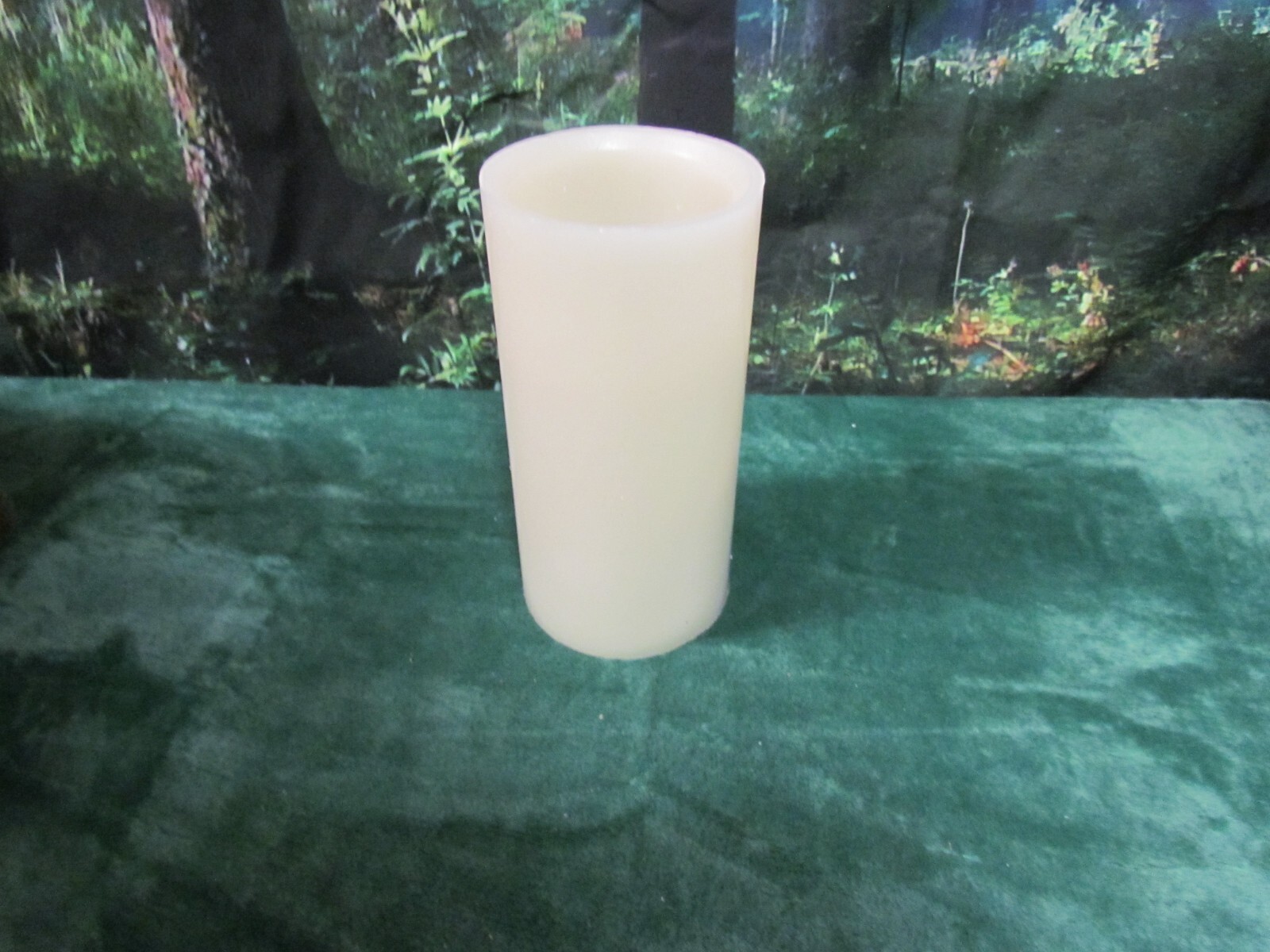 ED ON AIR 7″ DUAL FLAME WAX PILLAR CANDLE IN IVORY WITH GLASS T- LIGHT CAP