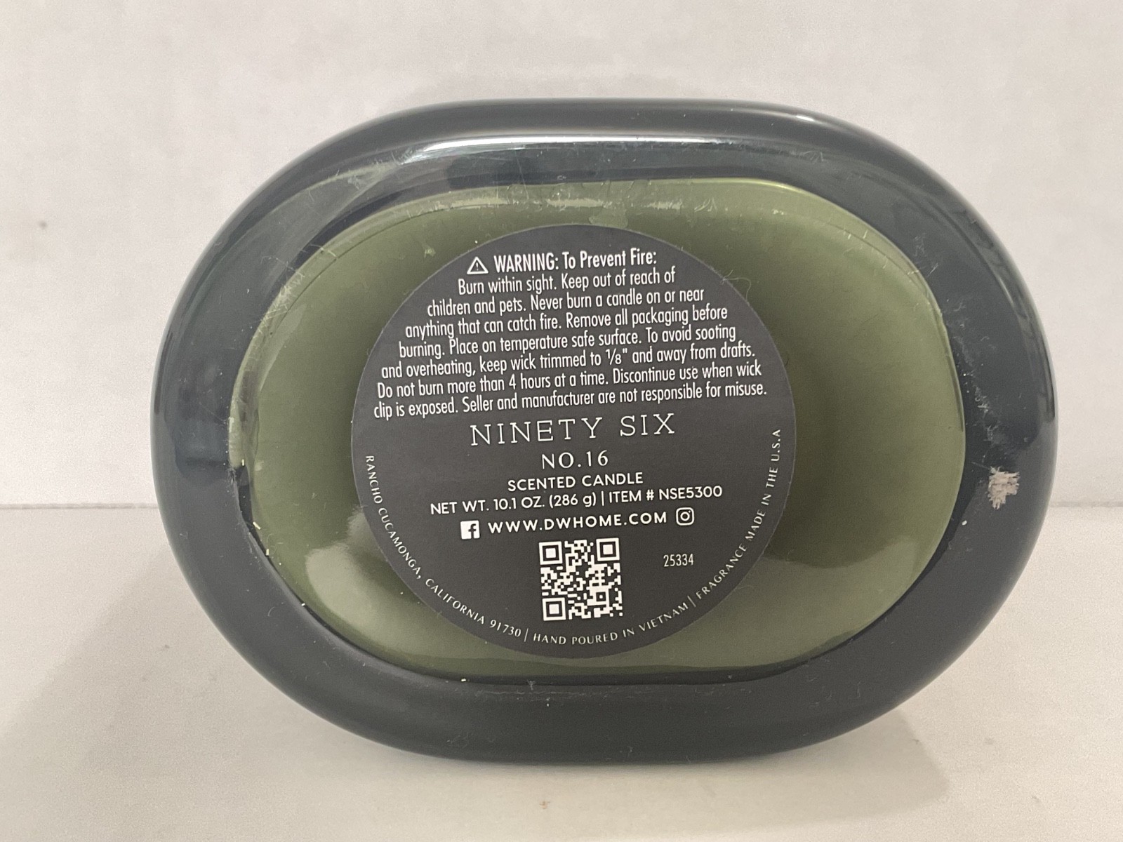 DW Home Ninety Six No 16, Fine Fragrance Scented 2 Wick 10.1oz Candle New