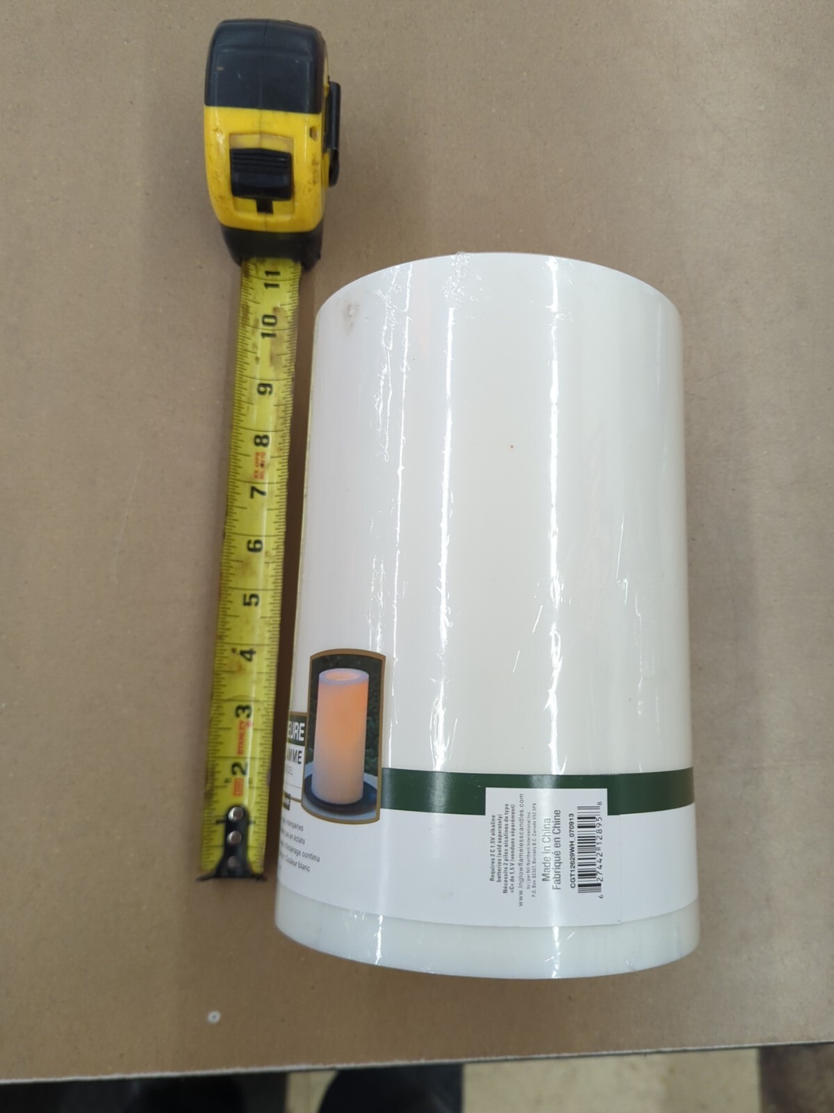 OUTDOOR FLAMELESS LED CANDLE – 6″ WIDE X 9″ TALL – WEATHER RESISTANT CGT12629WH