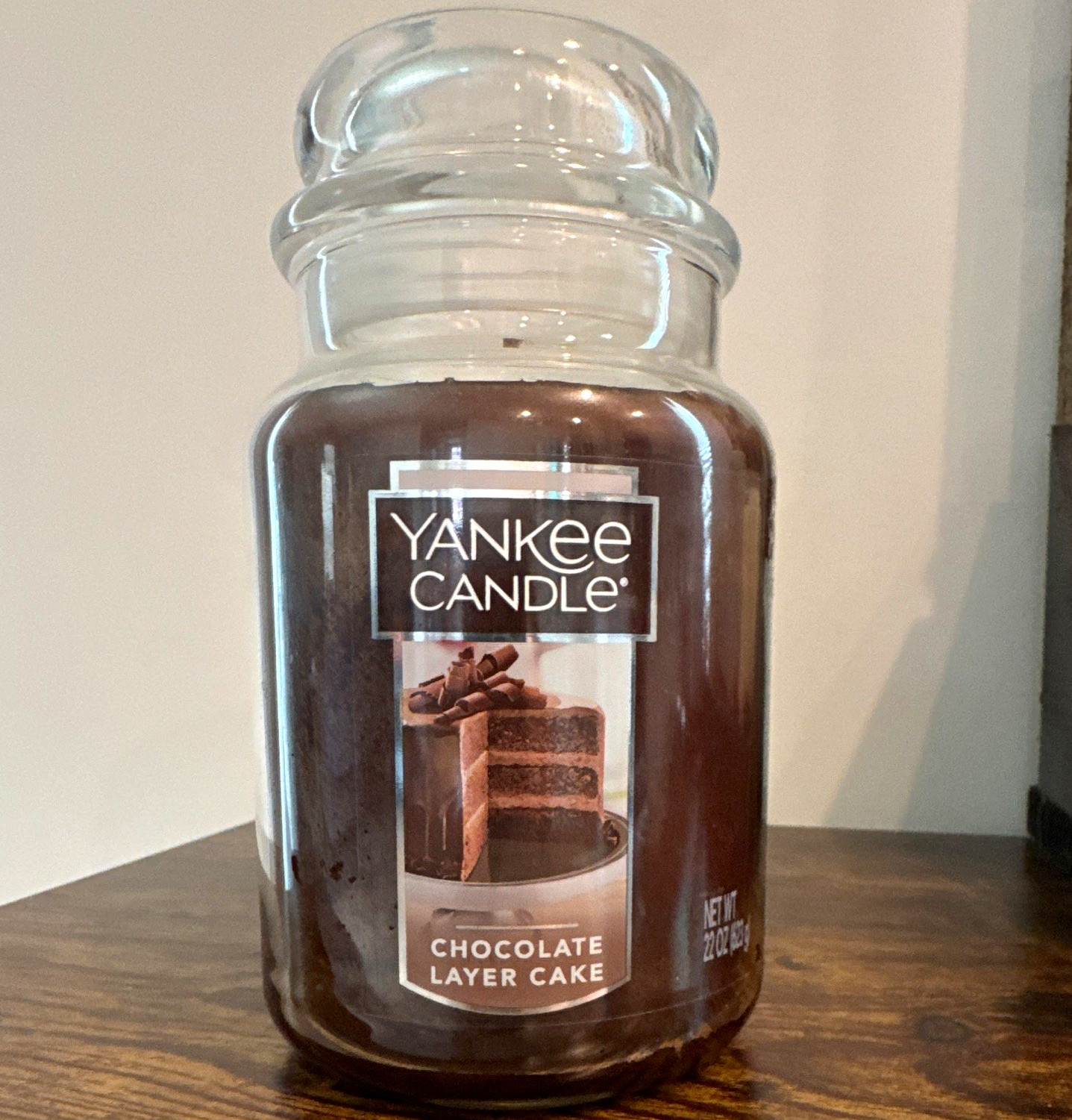 Yankee Candle Chocolate Layer Cake Scented Single Wick Brown Jar Candle 22 oz