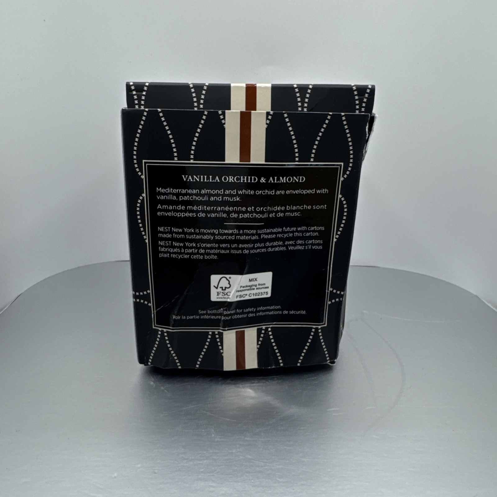 Nest New York, Scented Luxury Candle,- Vanilla Orchid & Almond,- 8.1oz-230g
