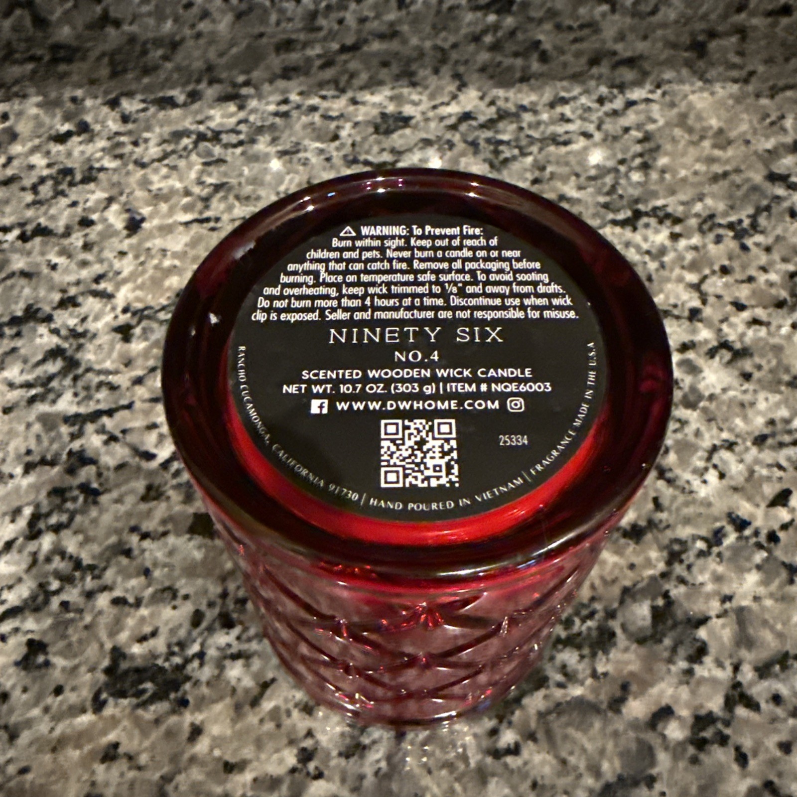 DW Home Ninety Six No 04 Cherry Vanilla With Wooden Wick 10.7oz Candle New
