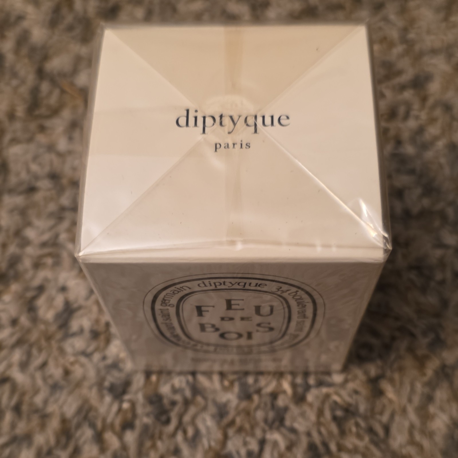 diptyque Feu de Bois Scented Candle Wood Fire 70g 2.4 oz White Wax