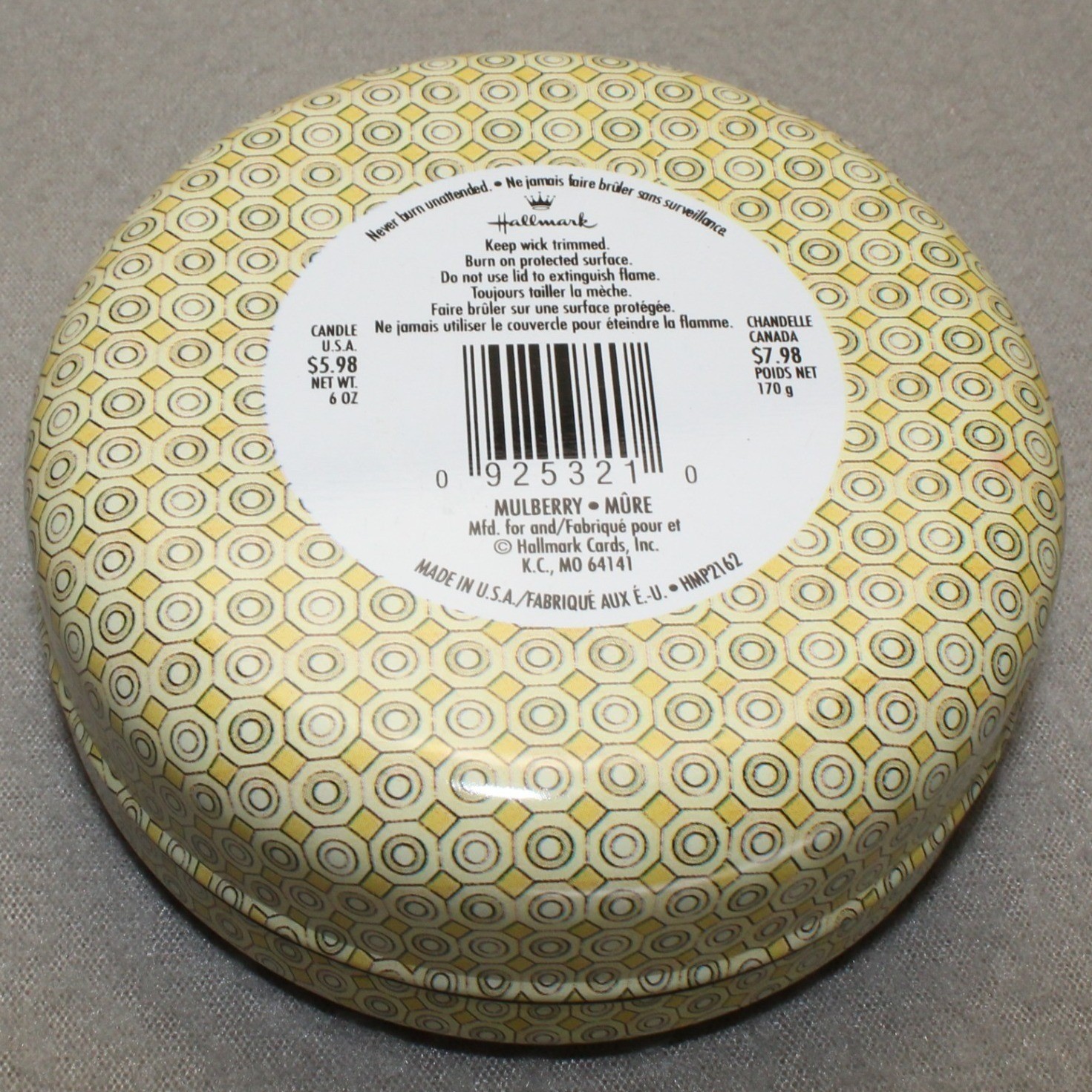 Hallmark Scented Candle Tin Red Mulberry Botanical Berry Round Decorative 6oz