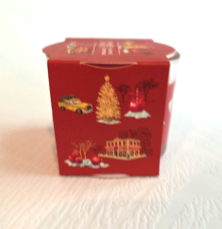 Lot of 3 Yankee Candle Red Mini Holiday Candles in Big Apple Christmas