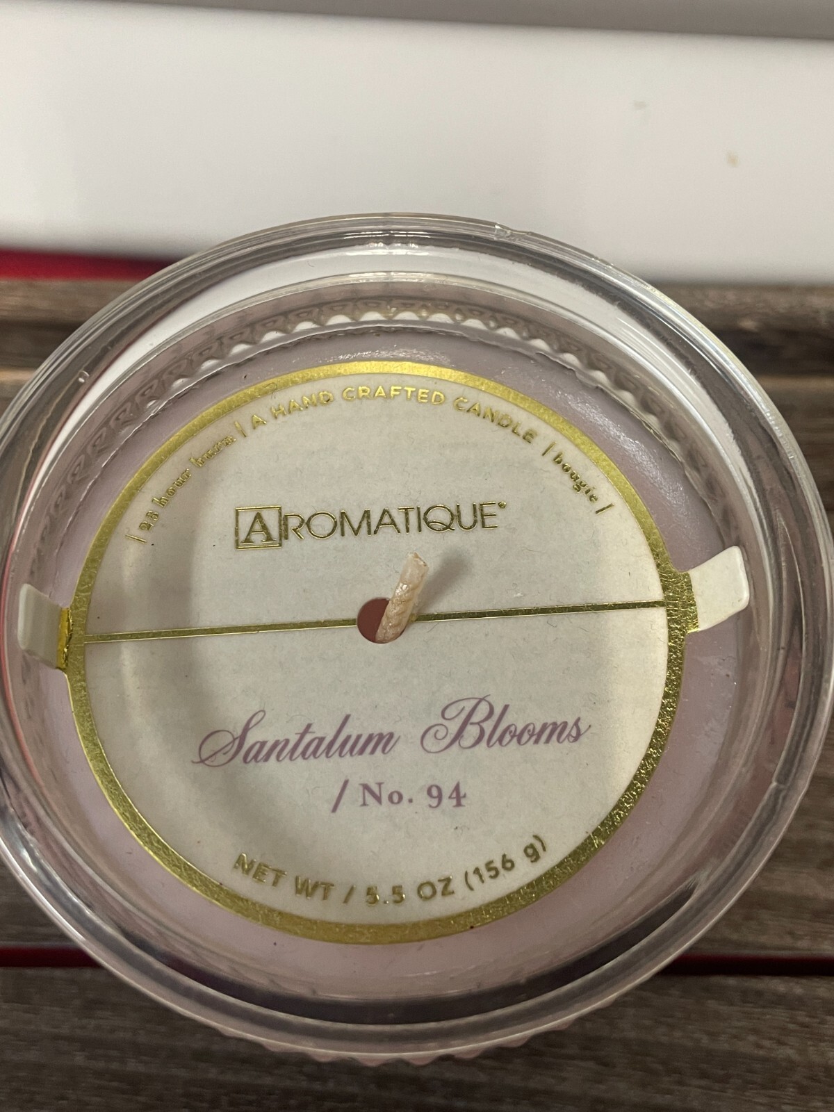 New Aromatique Santalum Blooms Textured Jar Candle 5.5oz Rare