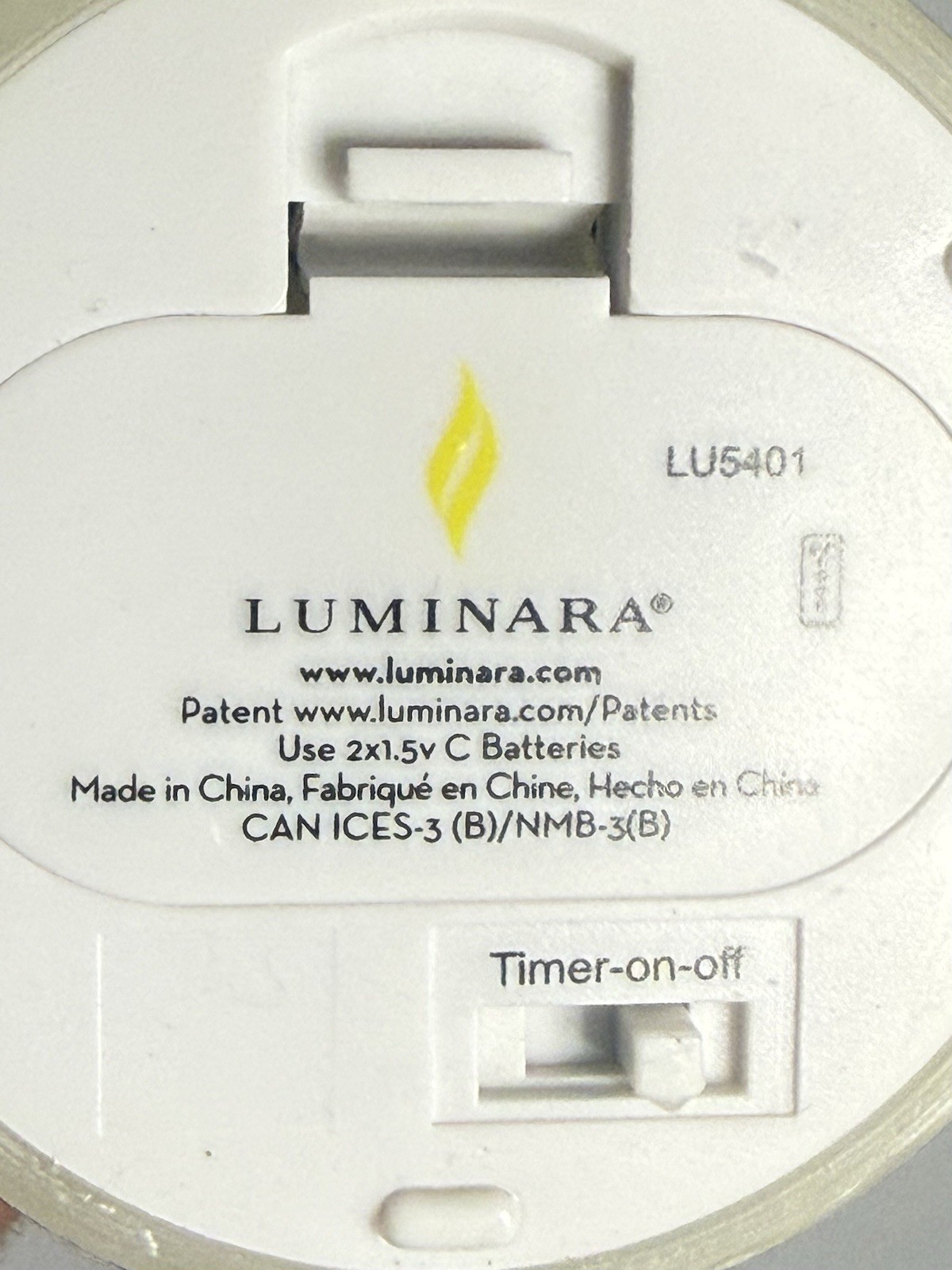 Luminara LU5401 5” Flameless Unscented Wax Candle Moving Wick Pillar, New