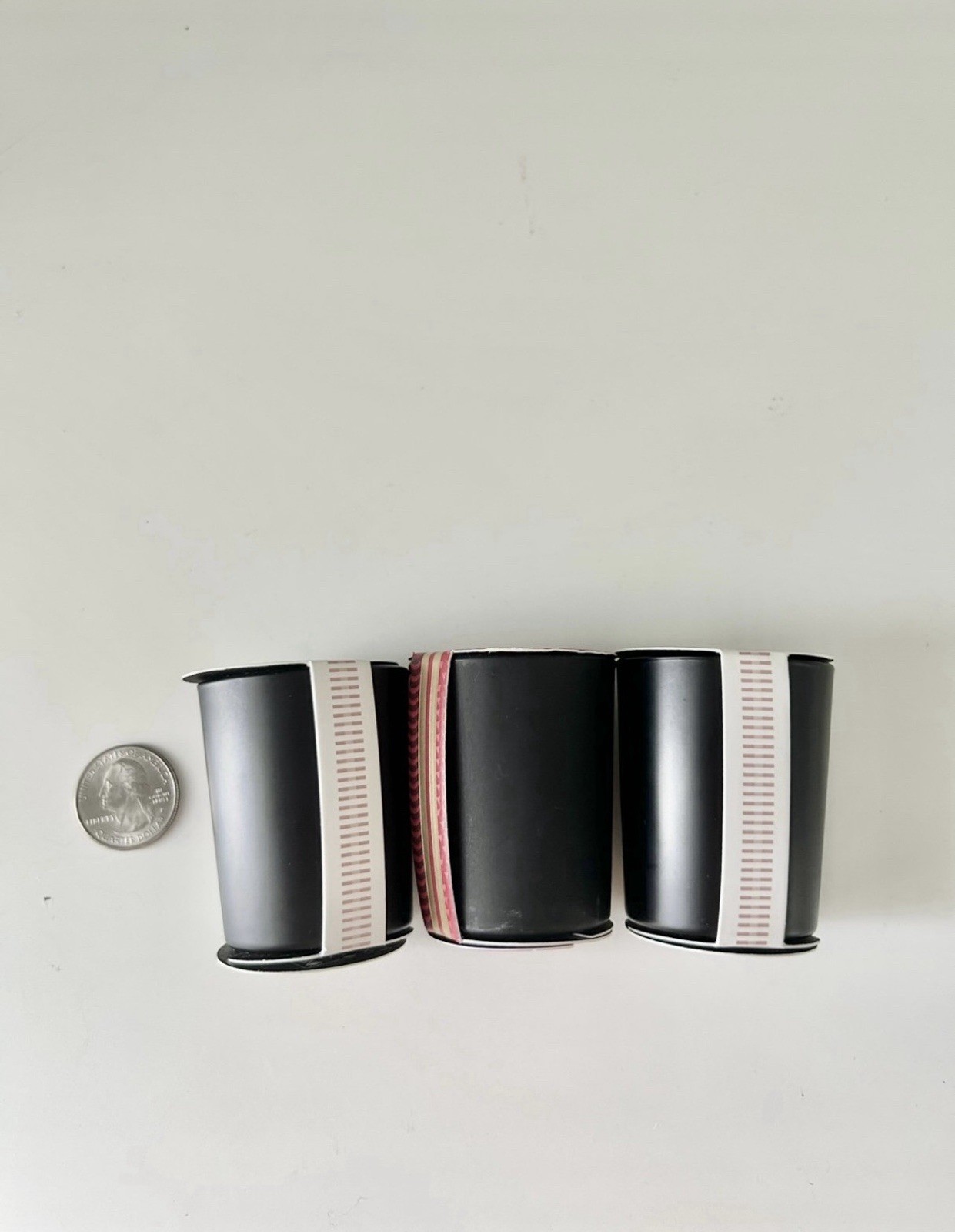 Nest 3 Small Travel Size Scented Candles in Scent Holiday & Wellness