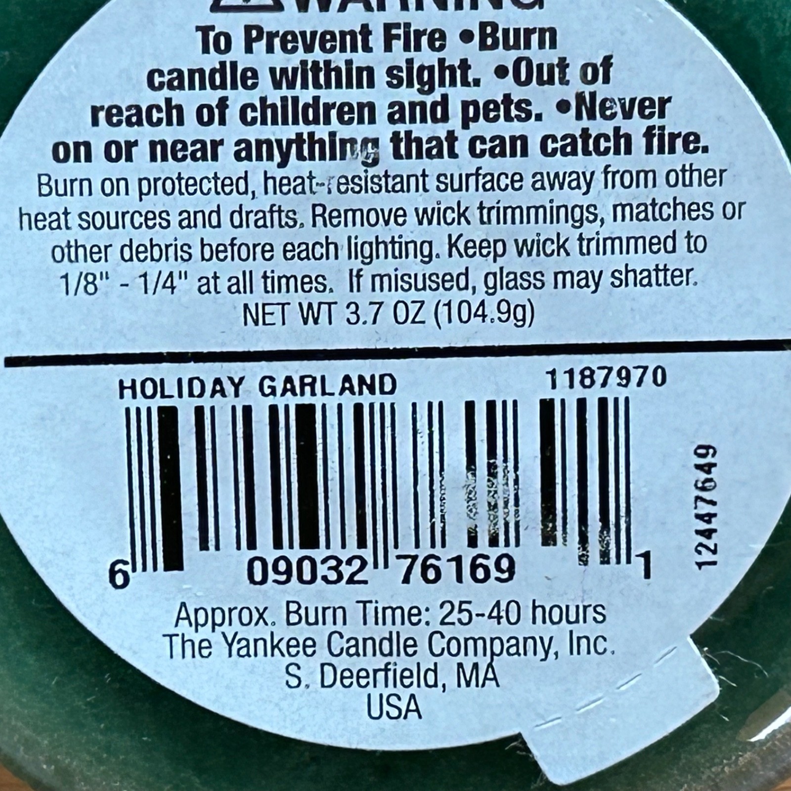 Yankee Candle Holiday Garland Small 3.7 ounce Glass Jar New Retired