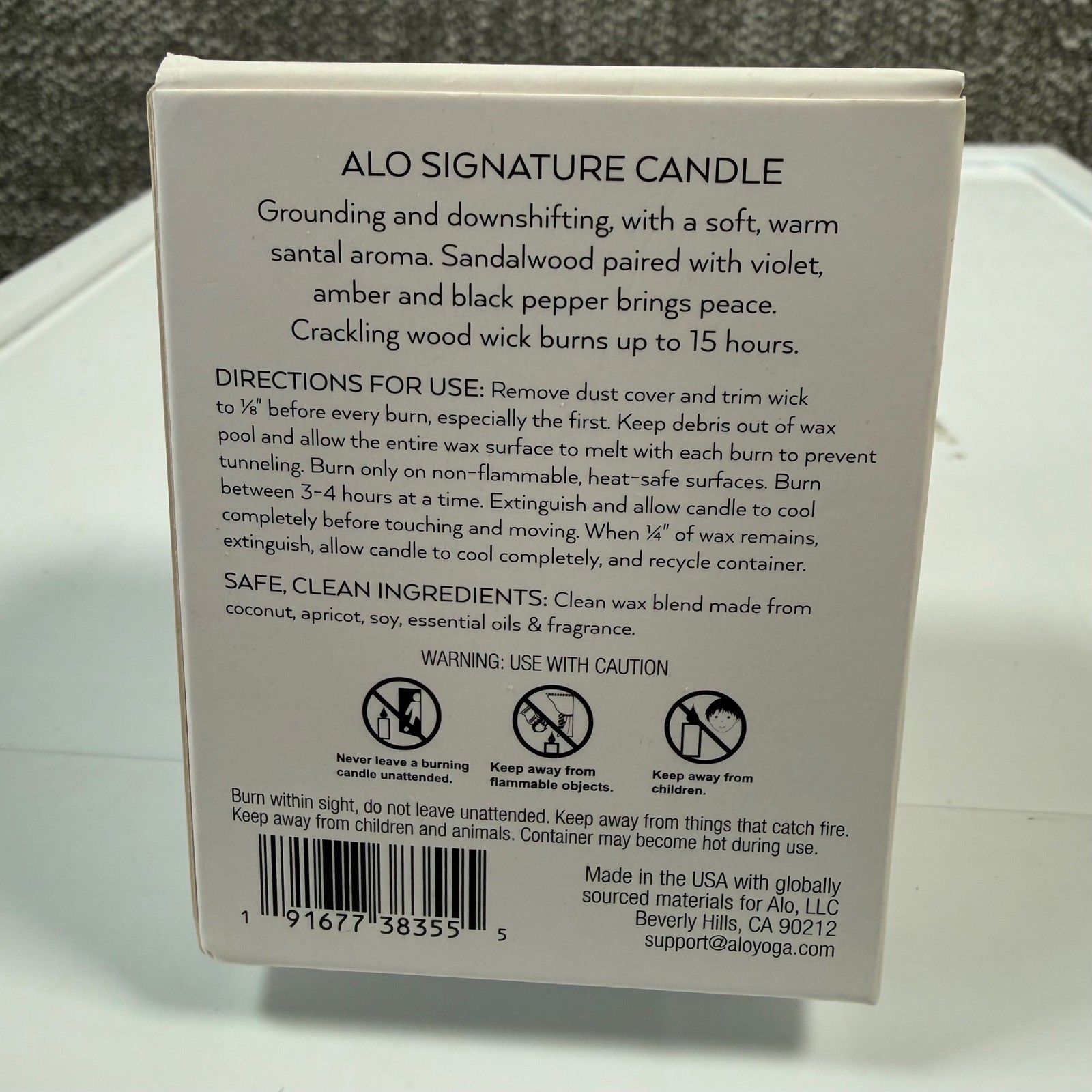 Alo Signature Candle 2oz White Santal Wood Wick Sandalwood Wellness New