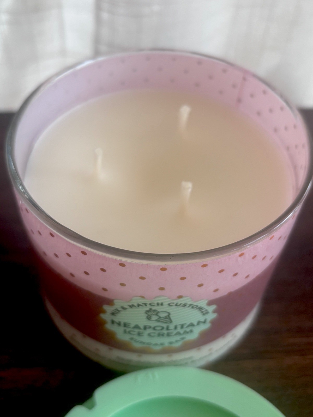Bath & Body Works NEAPOLITAN ICE CREAM 3-Wick CANDLE Sundae Bar 14.5 oz NEW