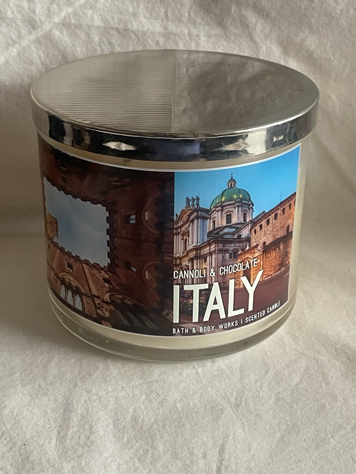 Bath & Body Works 3-Wick Scented Candle ITALY CANNOLI & CHOCOLATE 25-45hrs