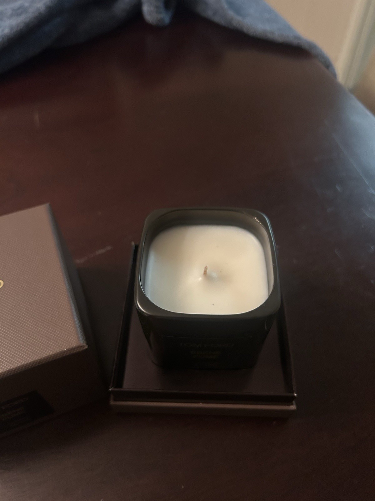 Tom Ford Ébène Fumé Jar Candle Single Wick Wax Glass White Black