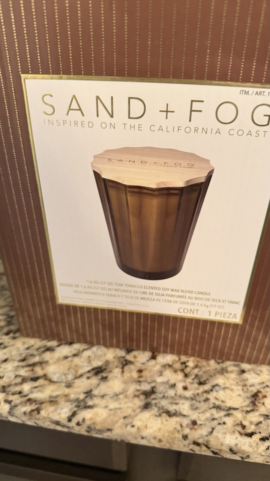 Sand + Fog 57 Oz Teak Tobacco Scented Soy Wax Blend Candle With Wood Lid New