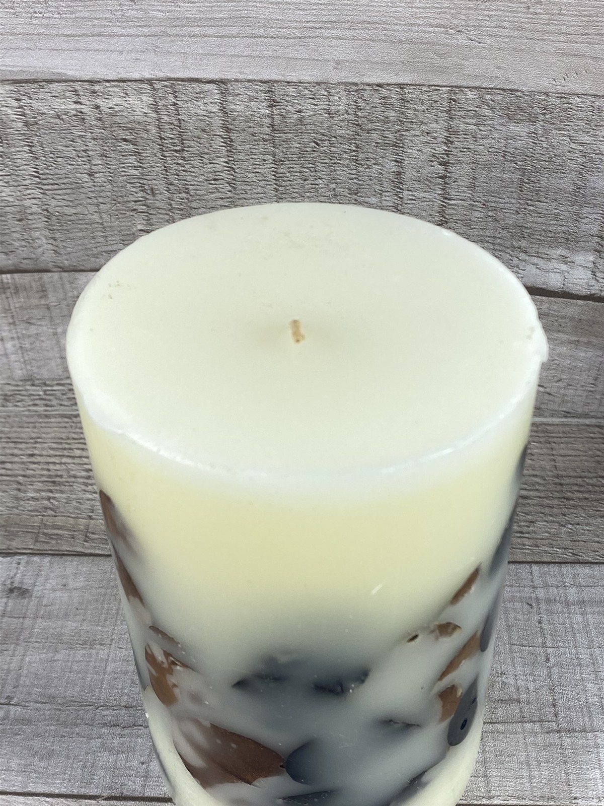 Fall Autumn Pillar Candle w/ Embedded Leaves – 36 oz – 6 x 4 inches – New!