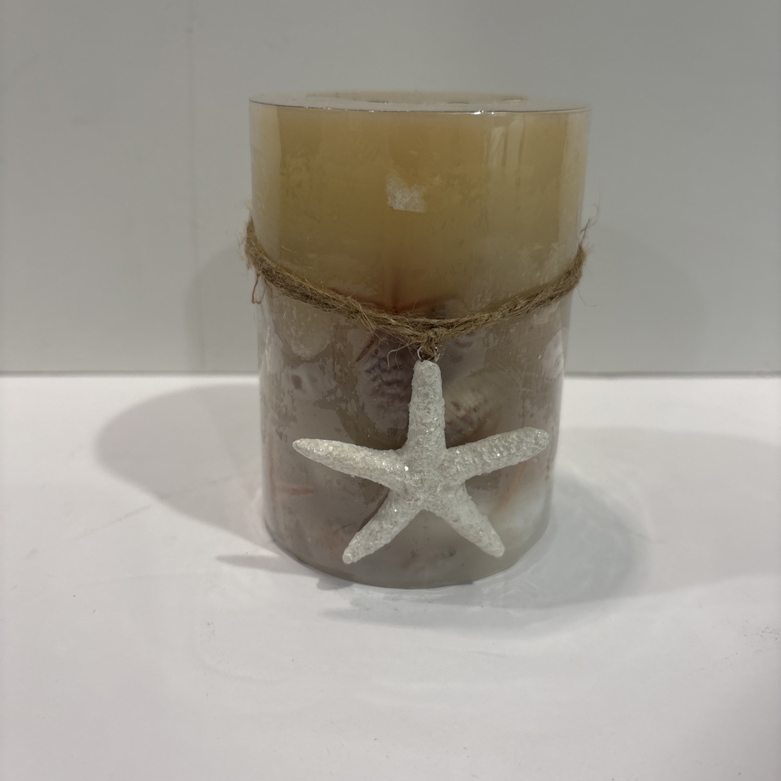 Pier 1 Imports Coconut Isles Seashell Starfish 4”Pillar Candle Discontinued NWT