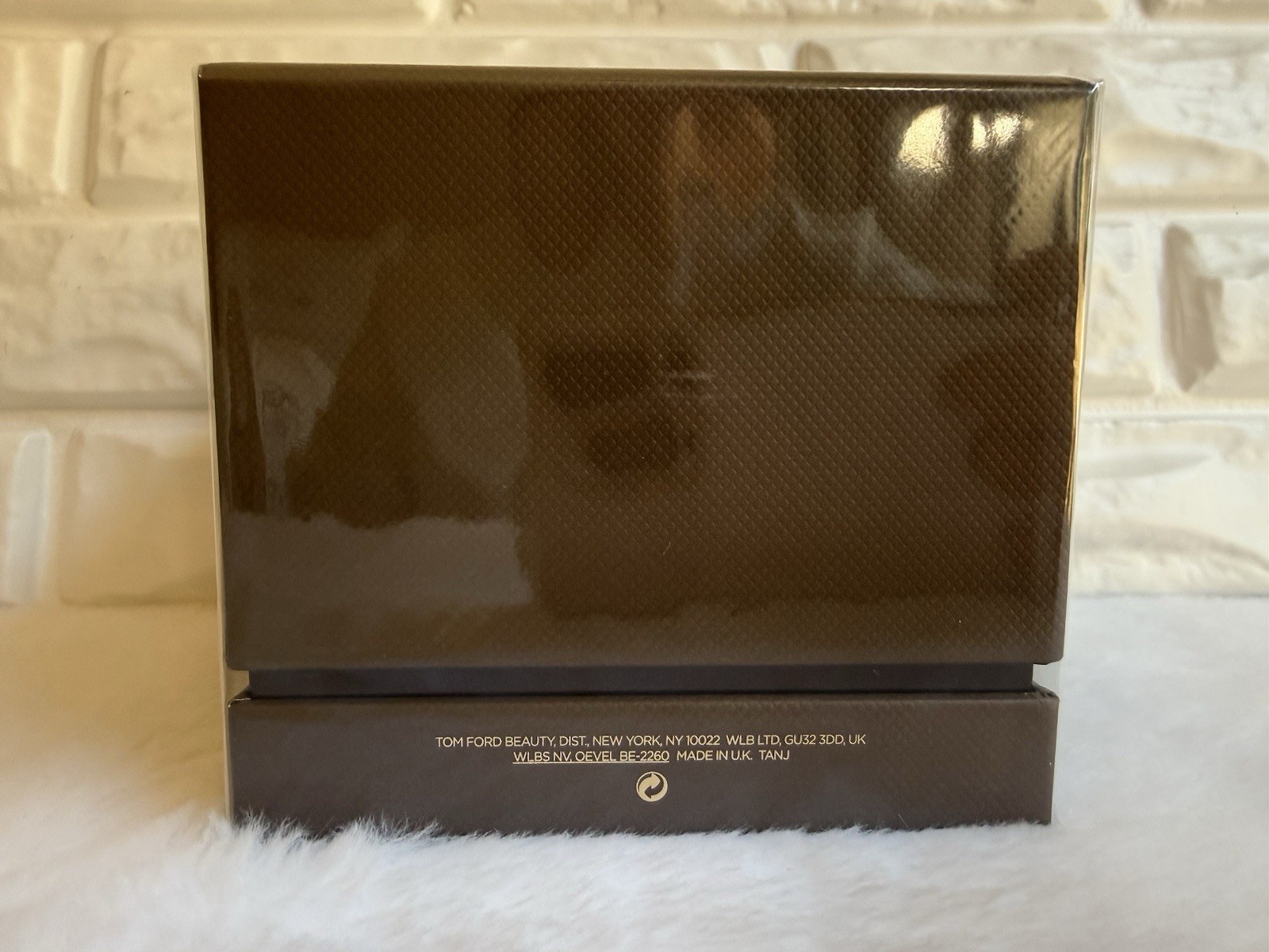 Tom Ford Ebene Fume Candle Bougie Height 2.25 In / 5.7 cm New And Sealed