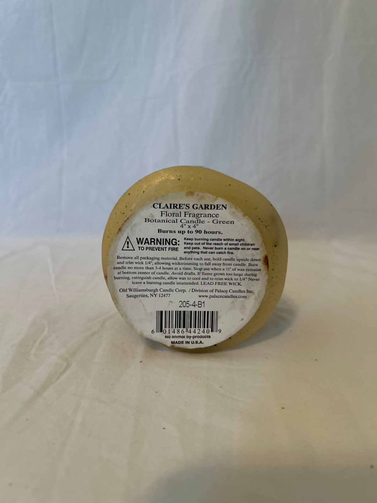 Claire’s Garden Floral Fragrance Green Botanical Scented Candle 4″x4″ USA Made
