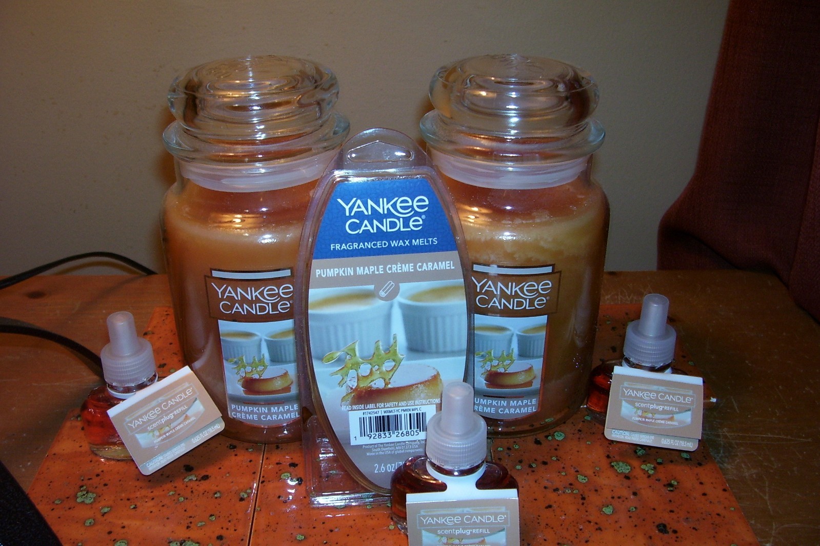yankee candle 2-22oz JARS PUMPKIN MAPLE CREME CARAMEL + PKG WAX MELTS + 3 REFILL