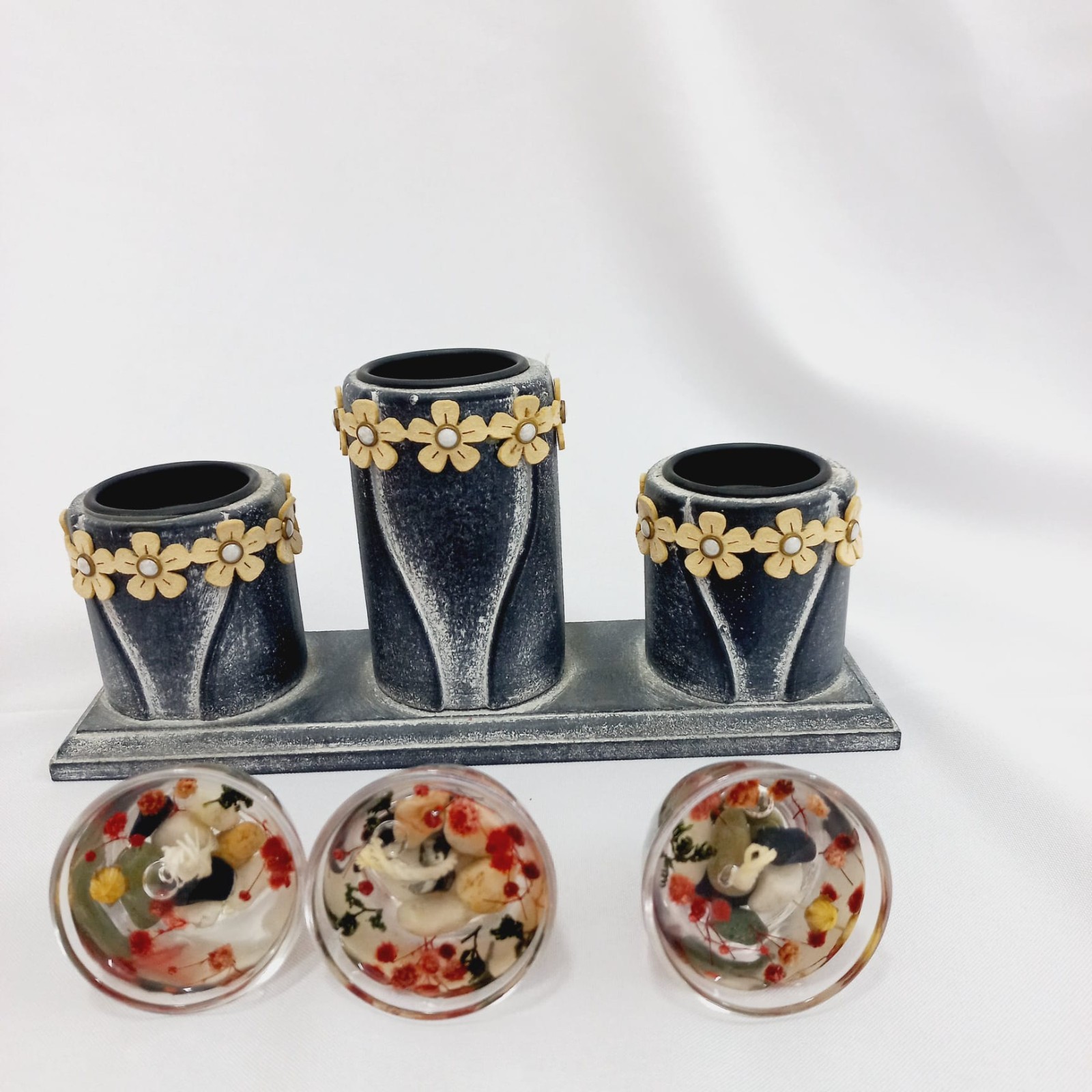 Handmade Botanical Gel Candles Set Vintage Style Antique Look Stand Clear Cups