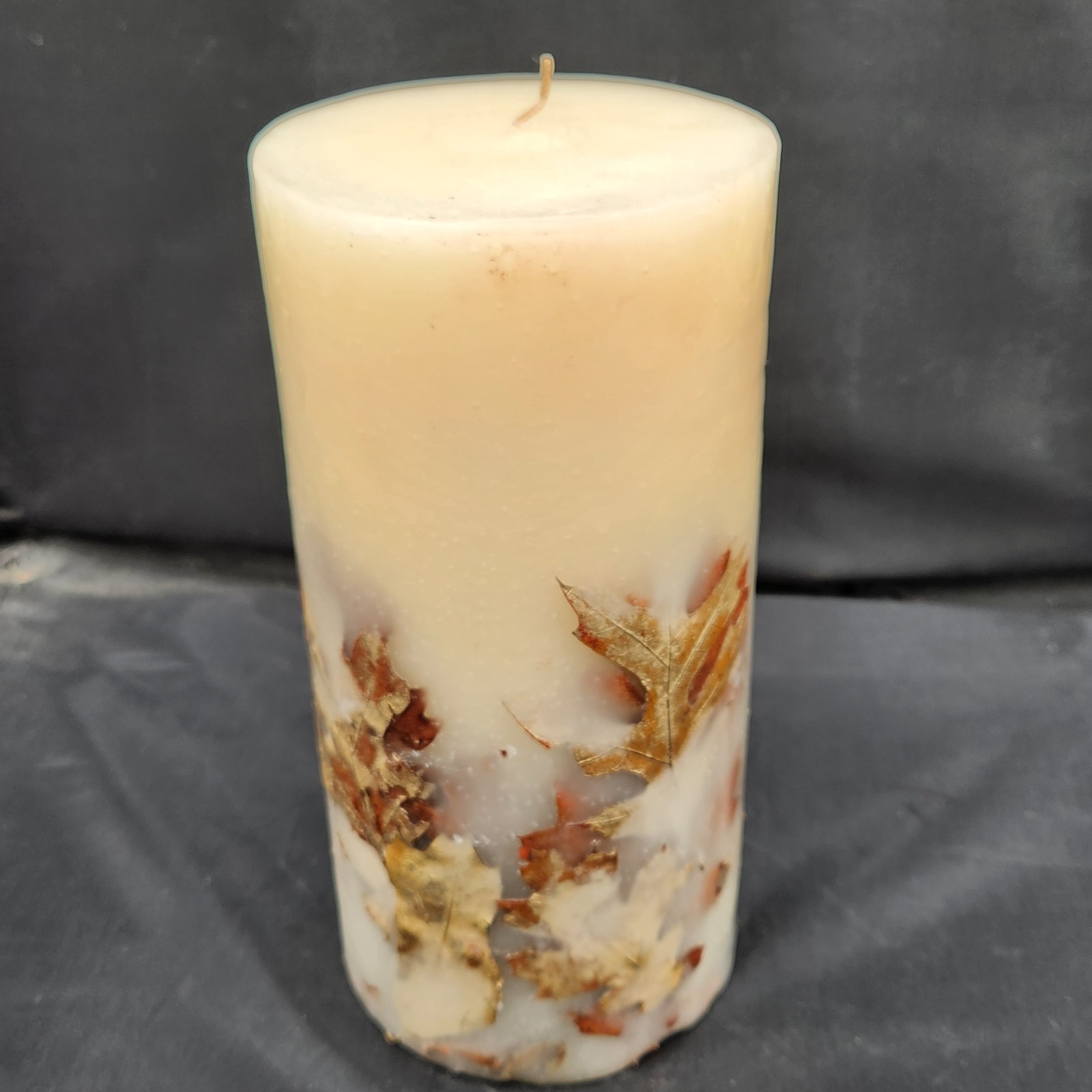 Pottery Barn Harvest Fall Leaf Botanical Candle 90-Hour Burn Time 4×8″ Unlit