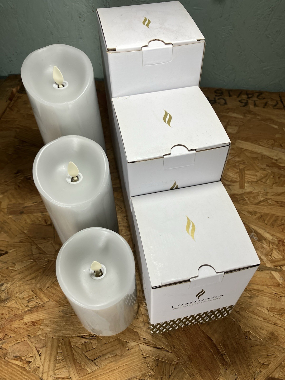 Luminara LU5401 Set of 6 Gray Assorted Pillars 3 sizes Grey – New in Box