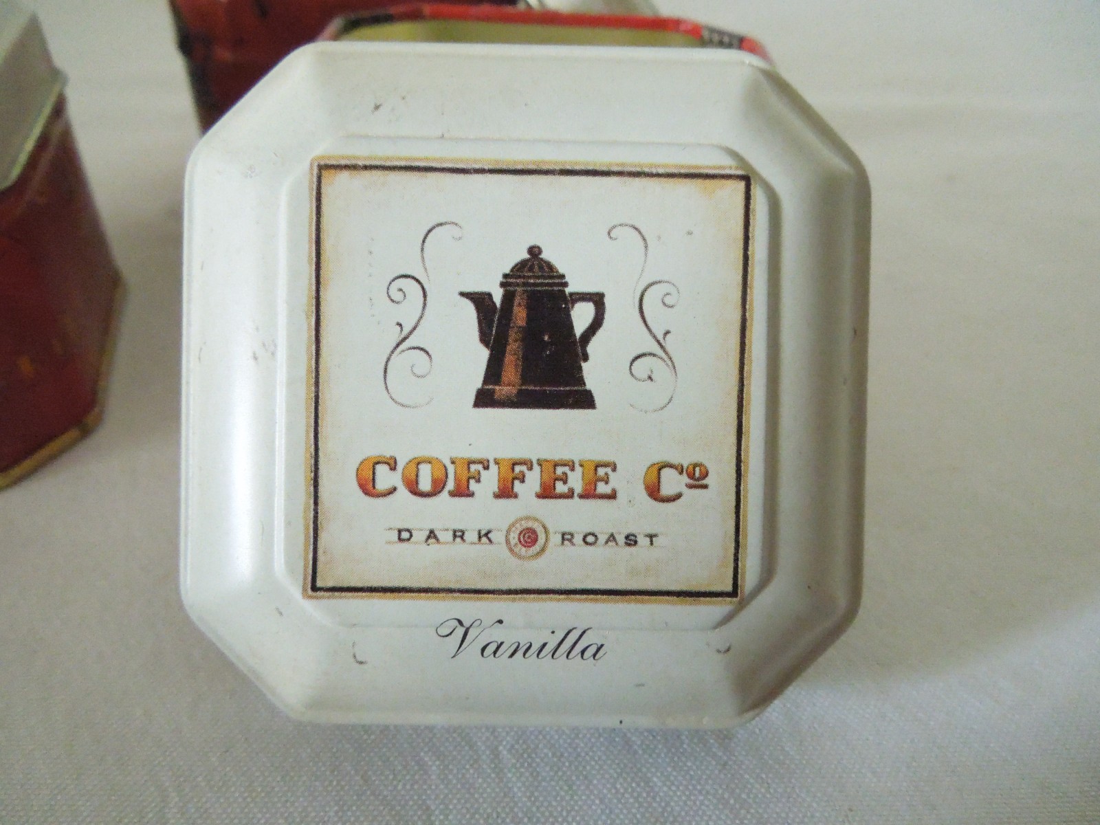 Set of 3 Scented Candles in Tin Boxes 2 1/2″ Square Coffee Design NEW!