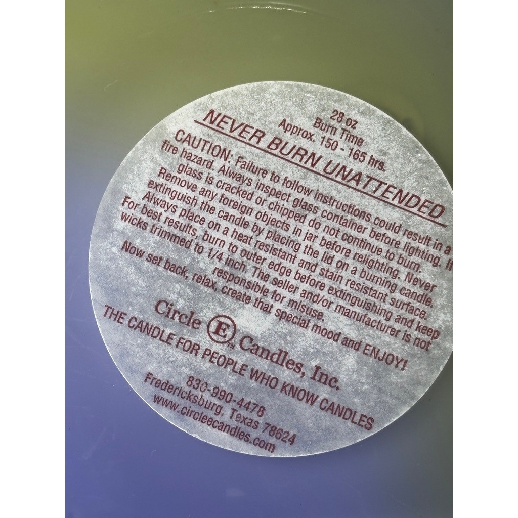 Circle E Candles Wisteria Candle 28 oz Fredericksburg Texas Burns 150-165 Hours
