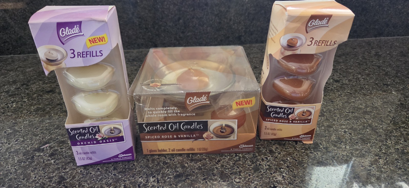 Glade Scented Oil Candle & 6 Refills orchid & Spiced Rose Vanilla