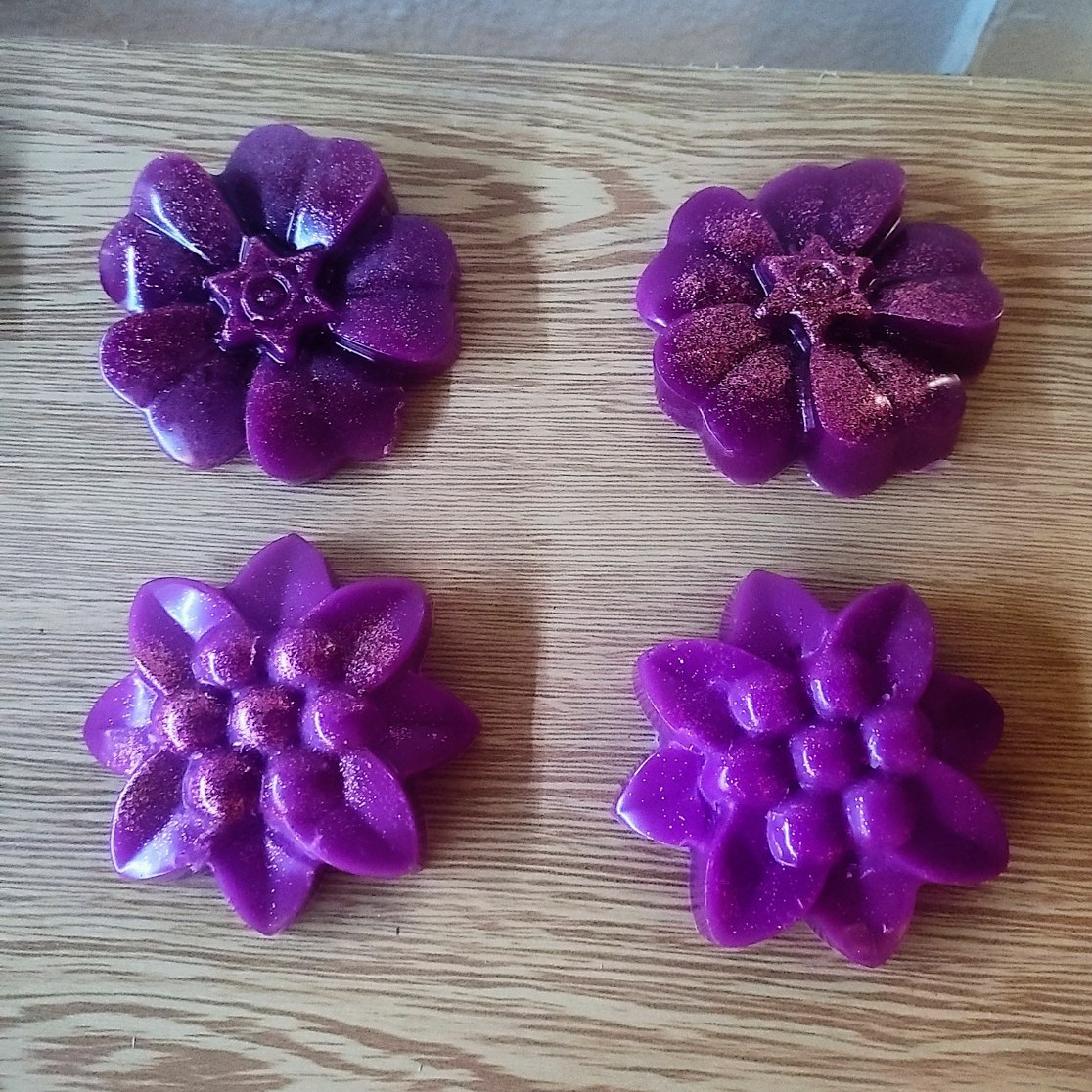 Wax Decorative Candle Flower Shape Purple Unscented Small 4-Pack Set