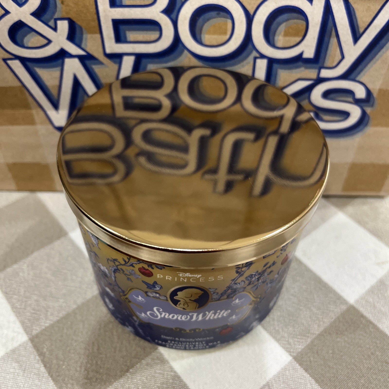 Bath & Body Works DISNEY PRINCESS🏰🍎 SNOW WHITE 3 Wick SCENTED Candle 25-45 Hrs