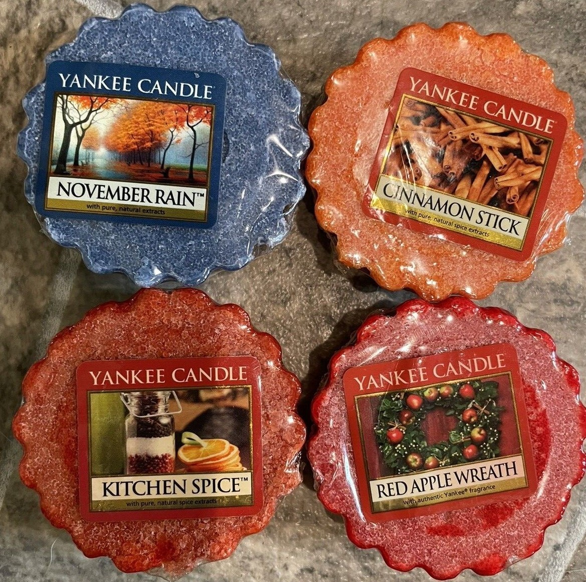 4 Tarts YANKEE CANDLE Kitchen Spice November Rain Cinnamon Stick Apple WAX MELTS