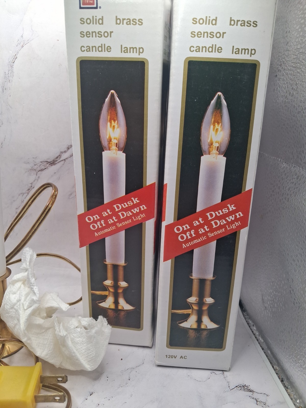 Lot of 4 Electric Window Candles with Sensor on/off light brass 7 Inches Tall